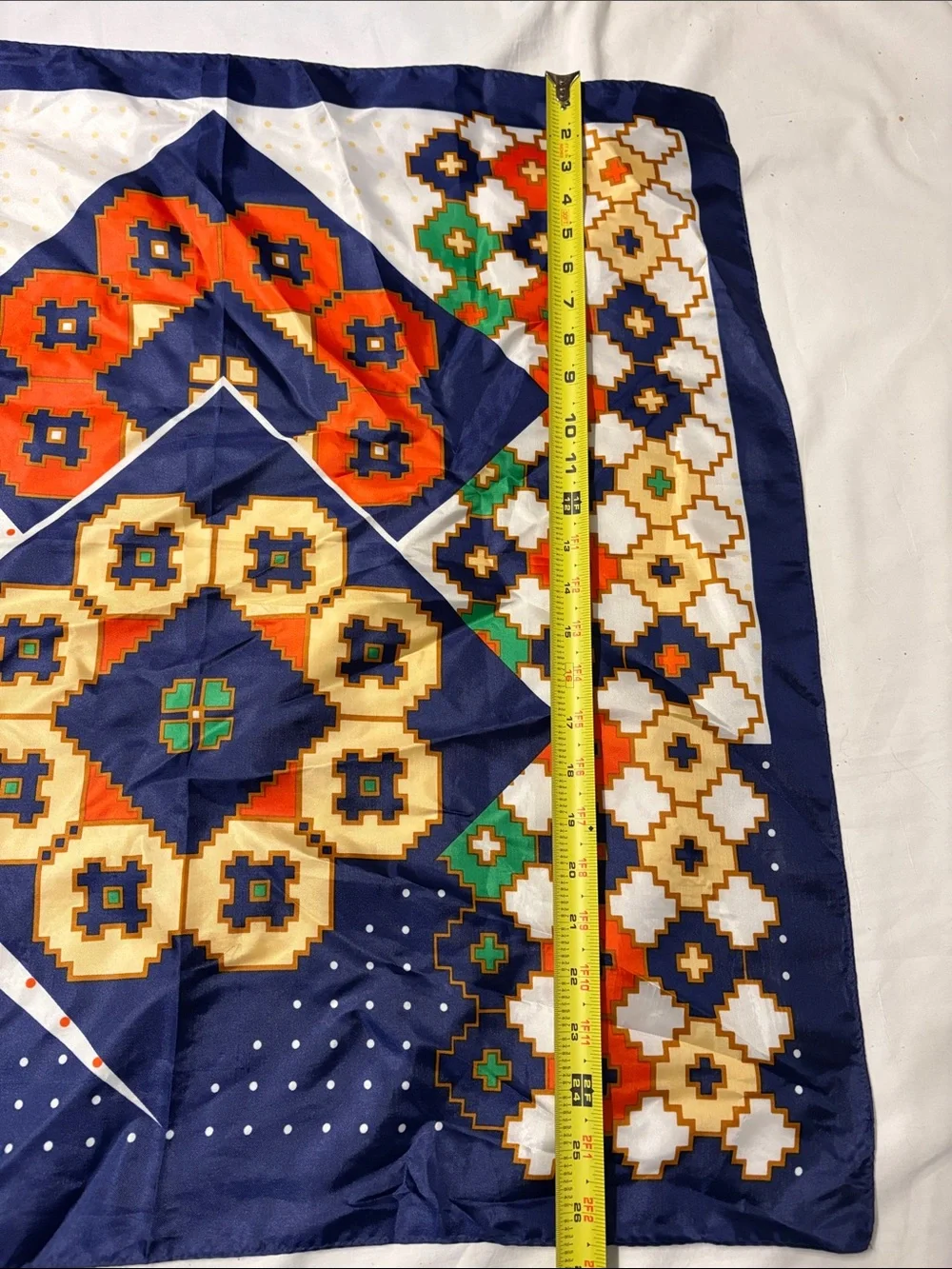 Vintage Luxurious Totes Rain Scarf Geometric Print Scarf in Navy/Orange/Green
